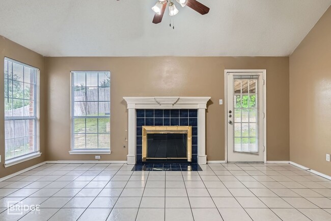 Building Photo - 1354 Mill Crossing