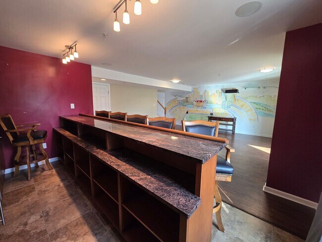 Building Photo - Entertainers Dream - Beautifully maintained 3 Bedroom Townhouse in Haymaker Pointe