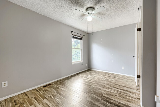 Building Photo - 14344 E Hawaii Cir