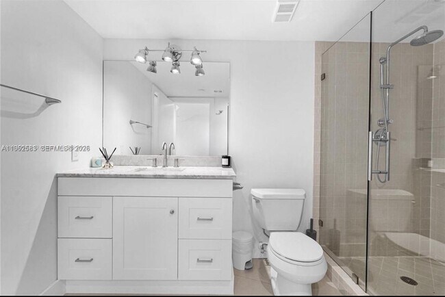 Building Photo - 1000 W Island Blvd