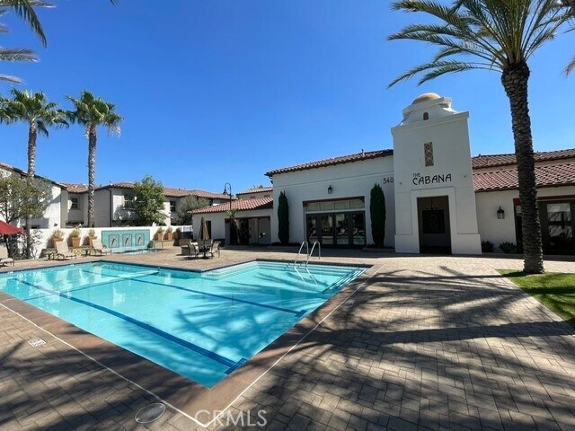 Building Photo - 717 S Casita St