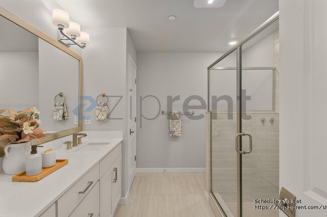 Building Photo - 12124 NE 194th Ct