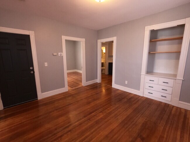 Living Area - 11 Mt Vernon St