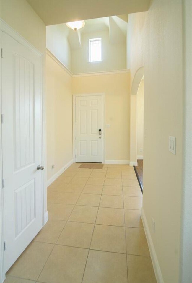Building Photo - 1327 Graham Trace Ln