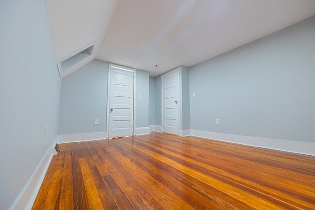 Building Photo - 49 Essex St