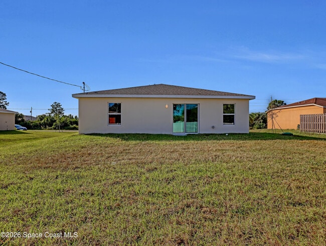 Building Photo - 511 J.A. Bombardier Blvd