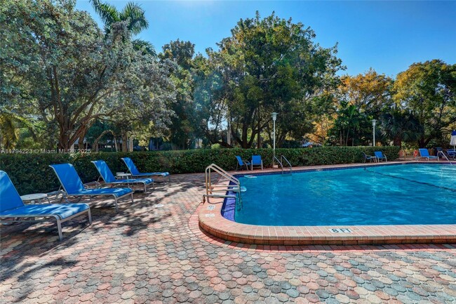 Building Photo - 155 Ocean Ln Dr