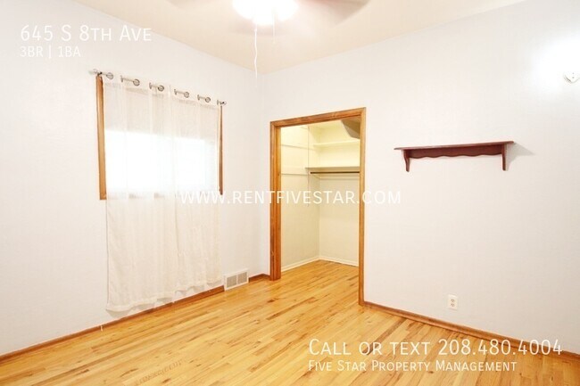 Building Photo - 645 S 8th Ave