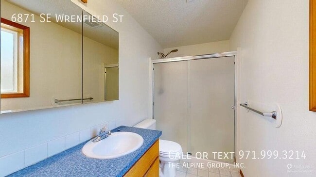 Building Photo - 6871 SE Wrenfield St