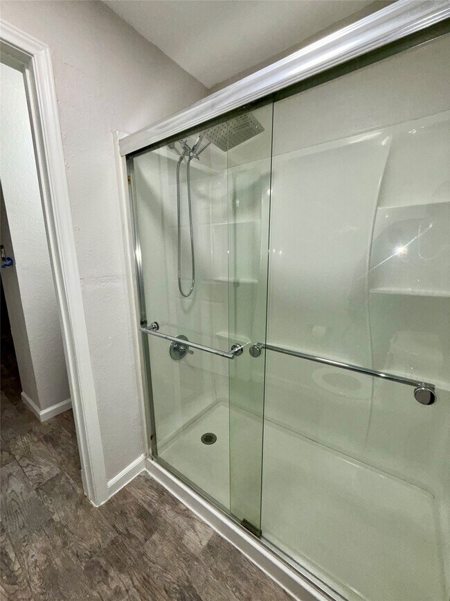 Building Photo - 11915 Greenmesa Dr