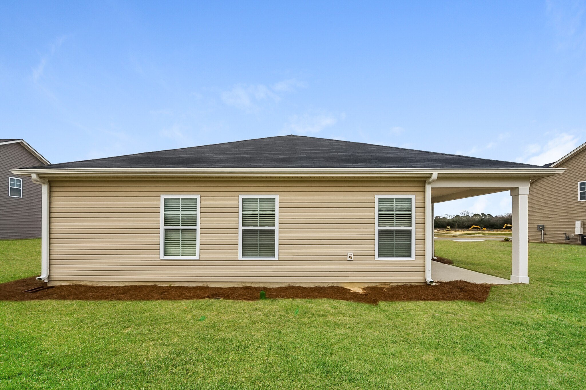 Building Photo - 156 King Buck Dr