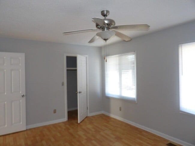 Building Photo - 951 Plantation Dr