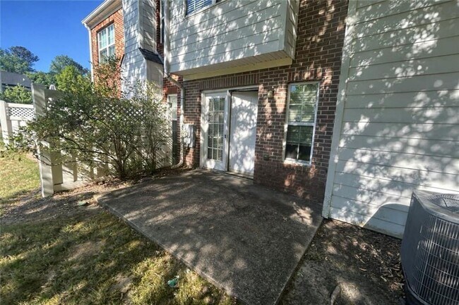 Building Photo - 3233 Glenloch Pl