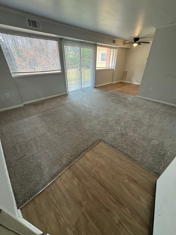 Building Photo - 5616 Crenshaw Rd