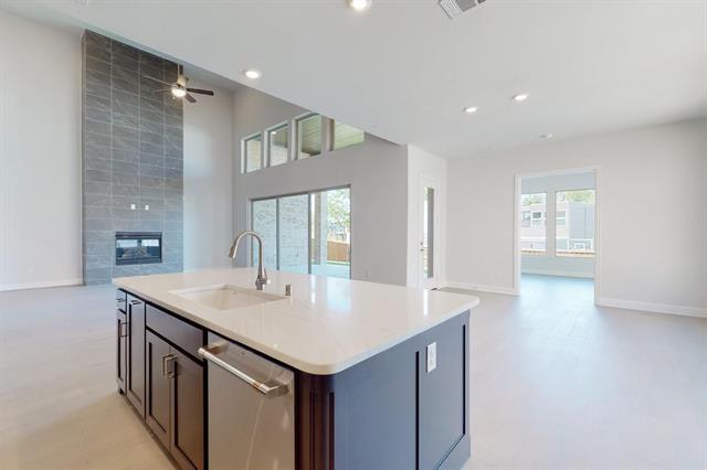 Building Photo - 9419 Rockmount Drive