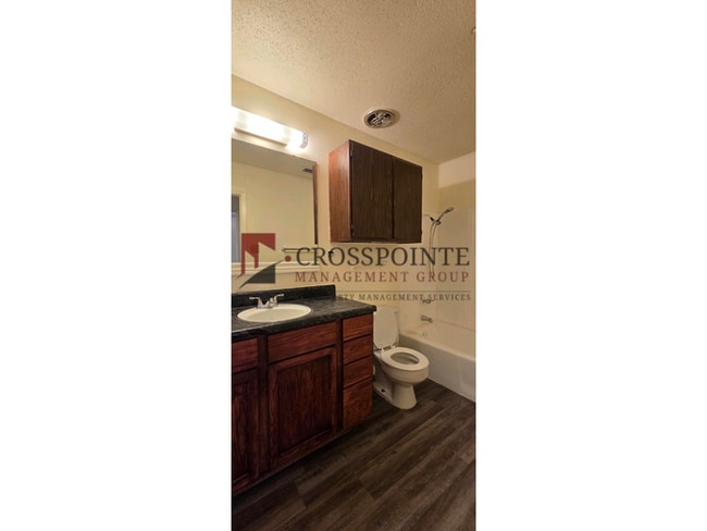 Building Photo - Almost Ready! 3 Bedroom 2 Bath Duplex in Longview!