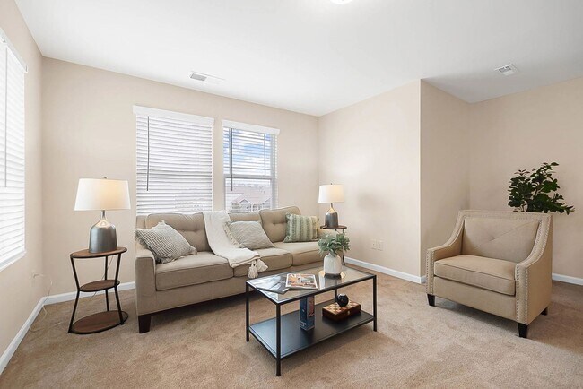 Building Photo - Beautiful Five Bedroom Home in Indian Trail!