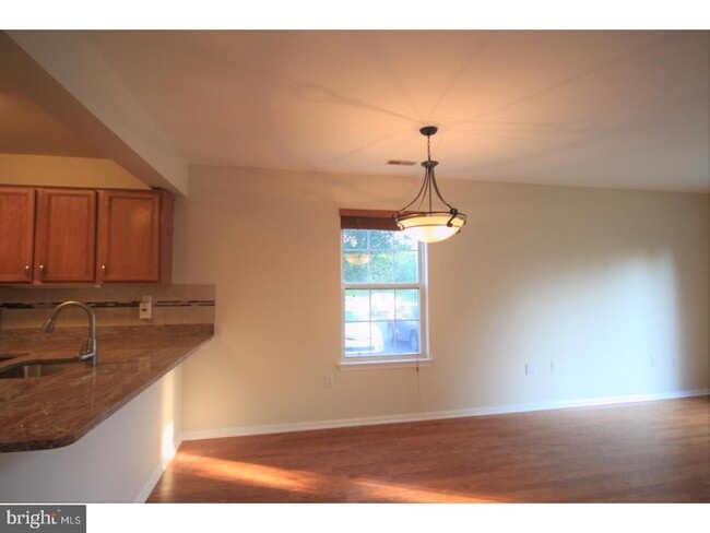 Building Photo - 3700 Harvard Dr