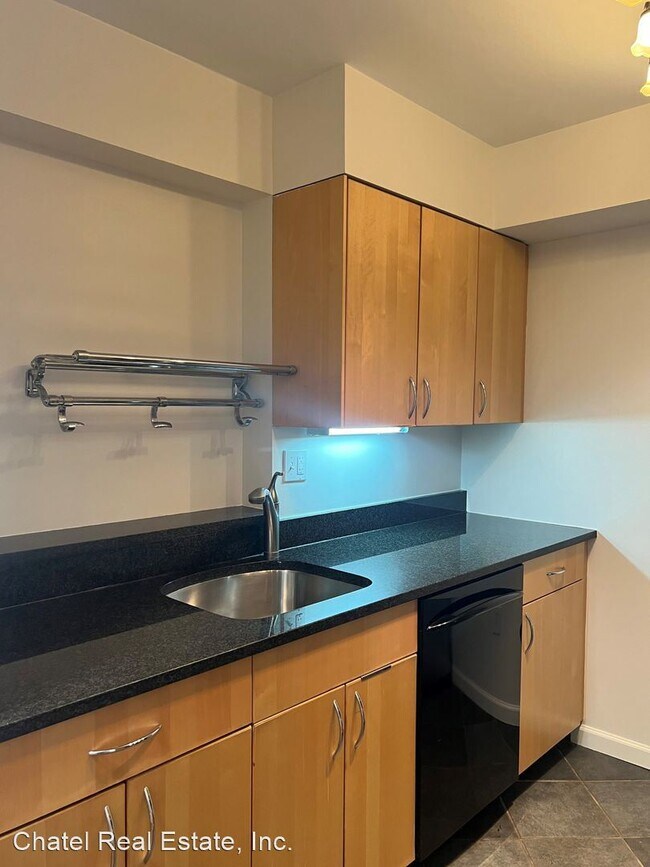 Building Photo - 1 br, 1 bath House - 601 Pennsylvania Ave ...