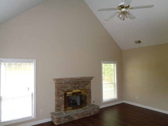 Building Photo - 5430 Harris Creek Dr