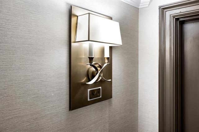 Building Photo - 4242 Lomo Alto Dr