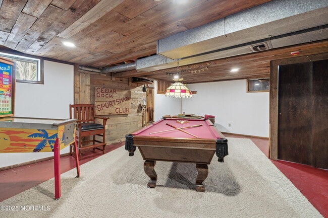 Building Photo - 218 Holly Ave