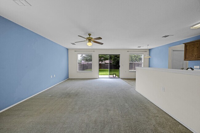 Building Photo - 5509 Bentsen Ln