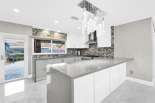 Building Photo - Southwest 133rd Court, Miami, FL 33175 - 3...
