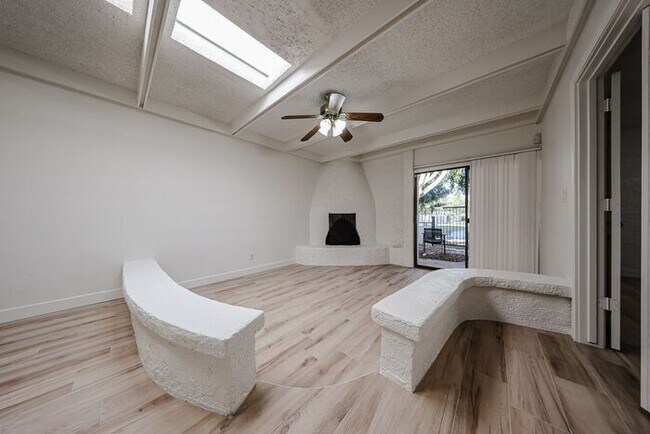 Building Photo - Amazing 3beds/2baths Townhome in Tempe!