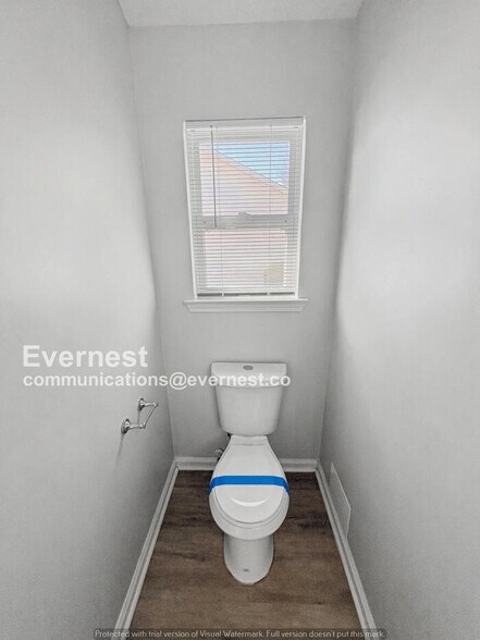 Building Photo - 972 Maple Leaf Ridge