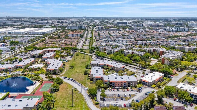 Building Photo - 4920 NW 79th Ave