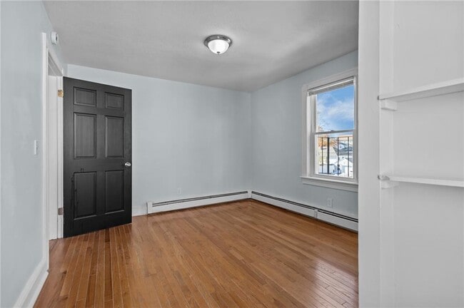 Building Photo - 60 Morris Ave