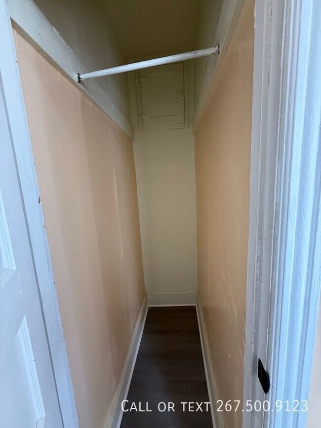 Building Photo - 6024 Christian St