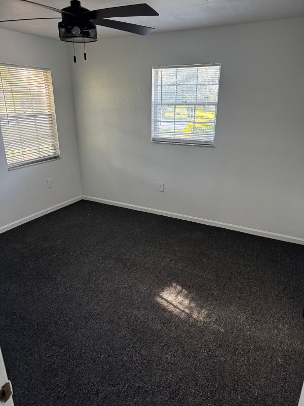 Building Photo - 1952-1958 SE Cherry Dr