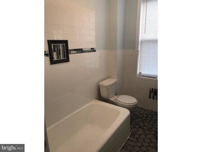 Building Photo - 4749 James St