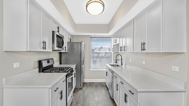 Building Photo - Stylish 2 Bed / 2 Bath Condo in Historic K...