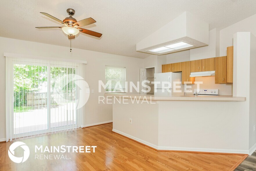 Building Photo - 258 Charles Ave