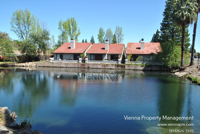 Building Photo - 4710 El Cid Ct