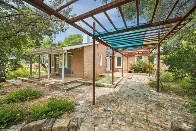Building Photo - 5714 Penny Creek Dr