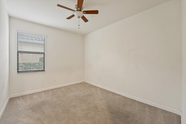 Building Photo - 8903 Sea Chase Dr