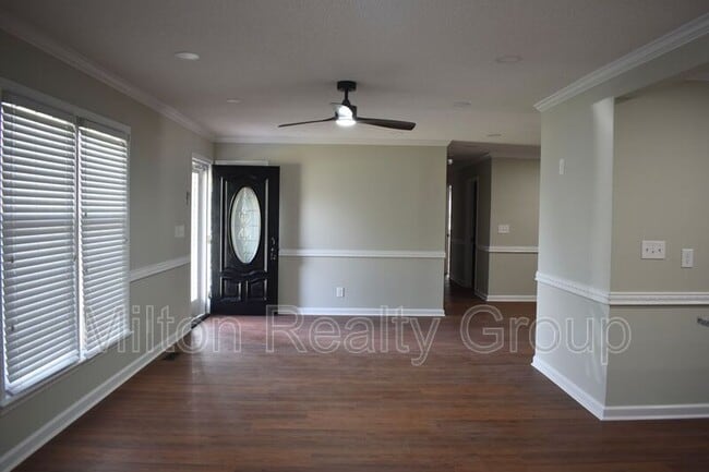 Building Photo - 1505 Fairview St