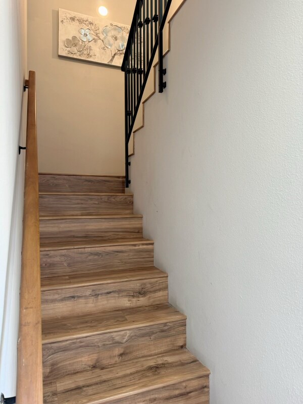 Building Photo - 532 Cesar E Chavez Pky