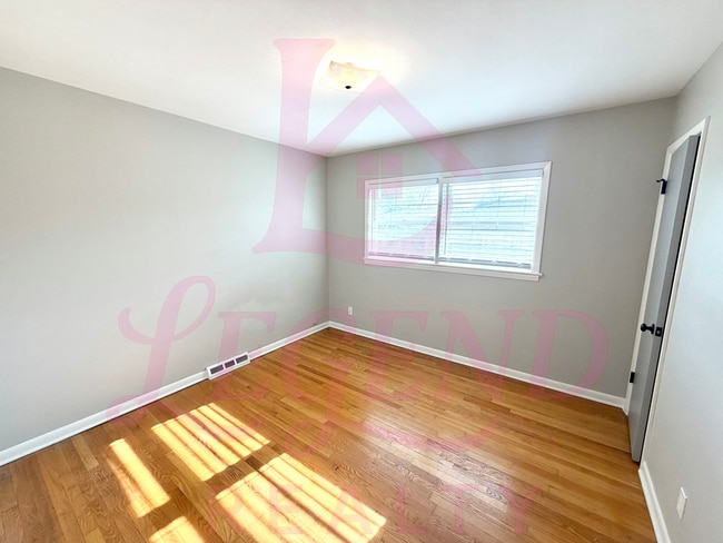 Building Photo - 3720-3722 Brown Road