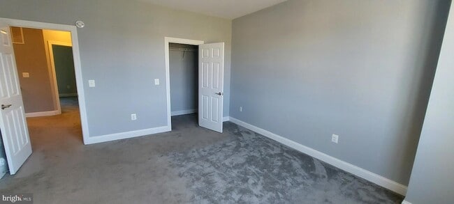 Building Photo - 1056 Rye Dr