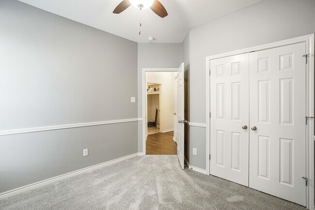Building Photo - 2824 Mission Tejas Dr