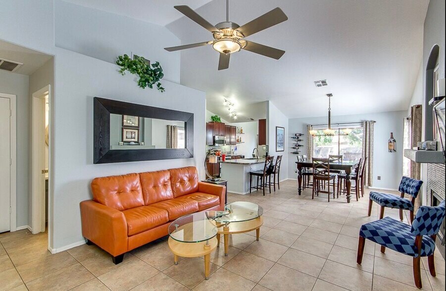 Building Photo - 1250 W Seascape Dr