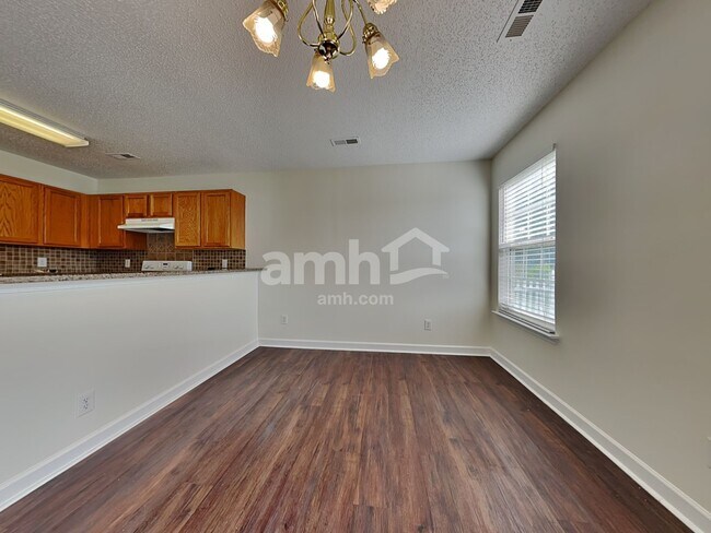 Building Photo - 14012 Sobeck Ln