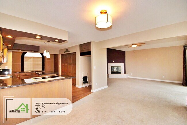 Building Photo - 3112 Riesling Path