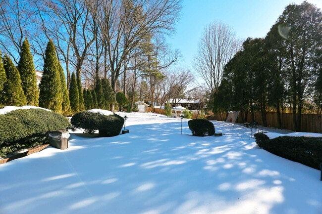 Building Photo - Welcome Home!