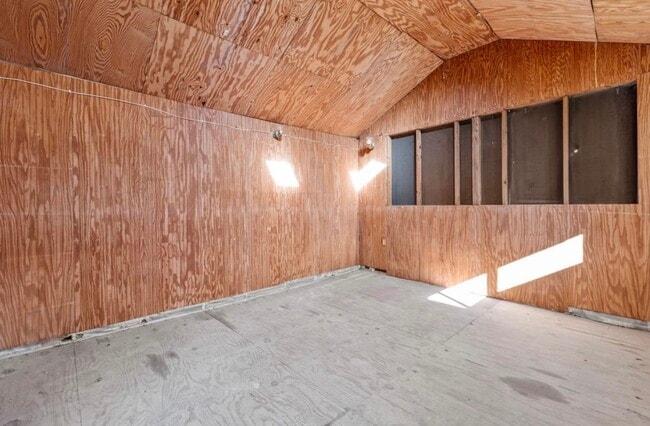 Building Photo - Jackson